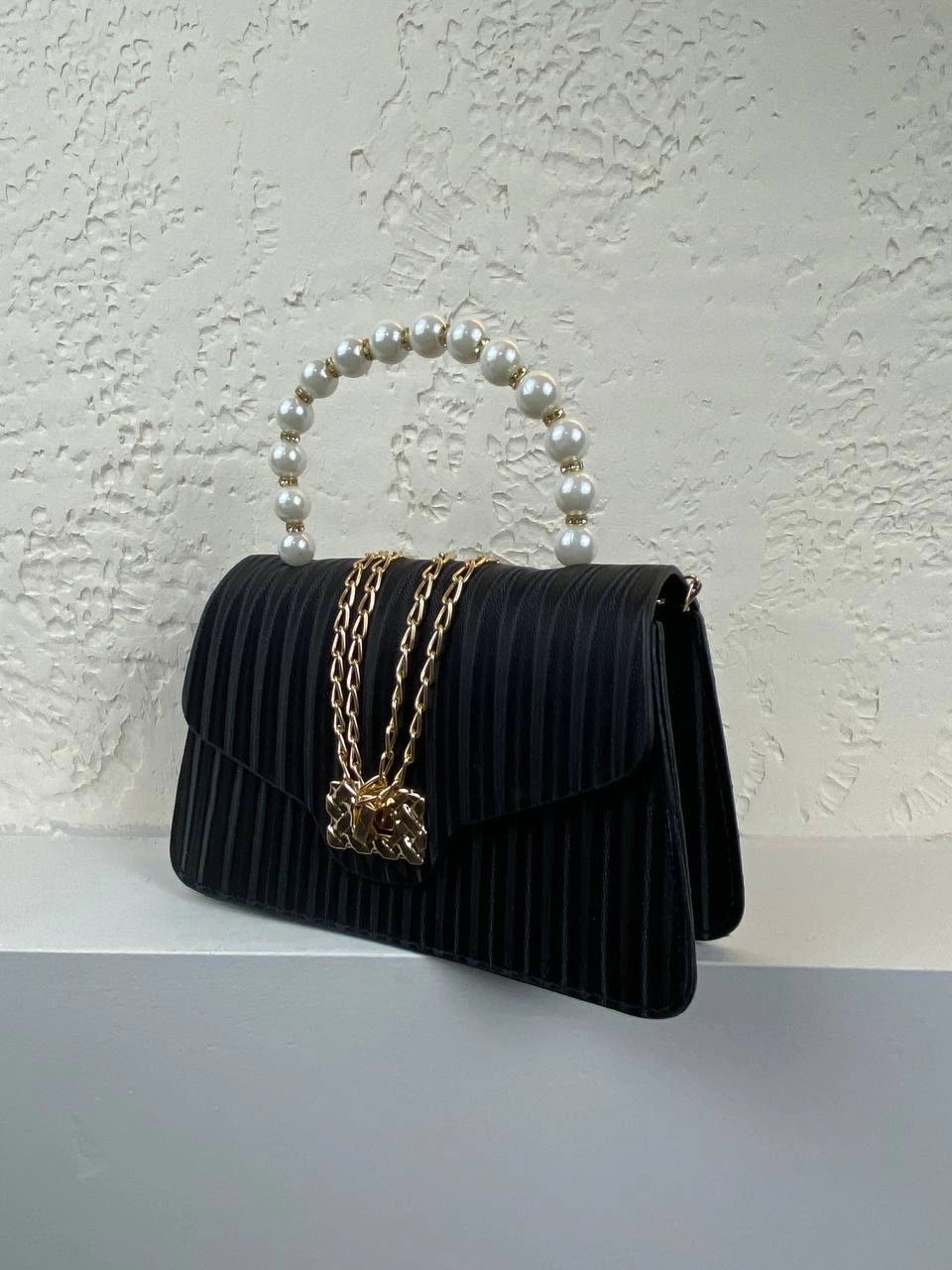 Siyah Renk İncili Çanta