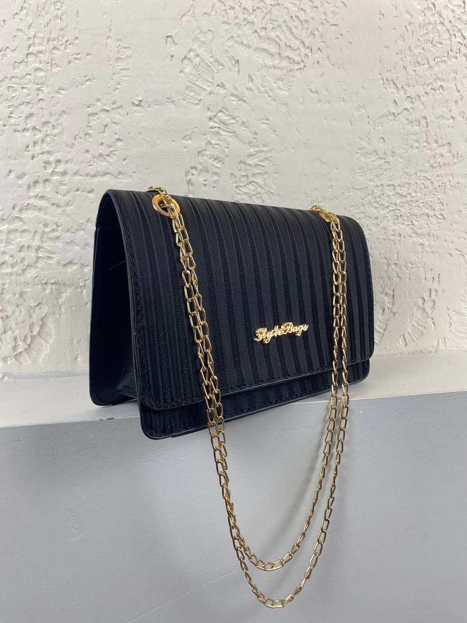 Siyah Renk Kalıp Çanta 2024