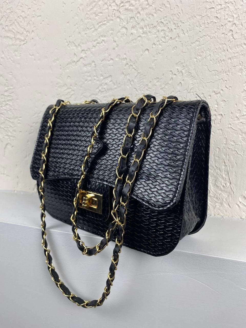 Siyah Renk Kalıp Kol Ç.anta 2024