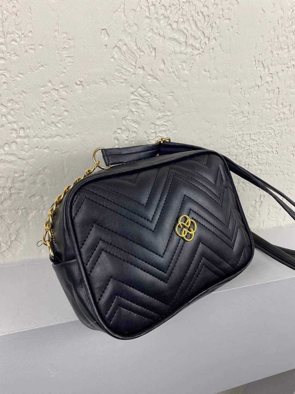 Siyah Renk Kaliteli Çapraz Çanta