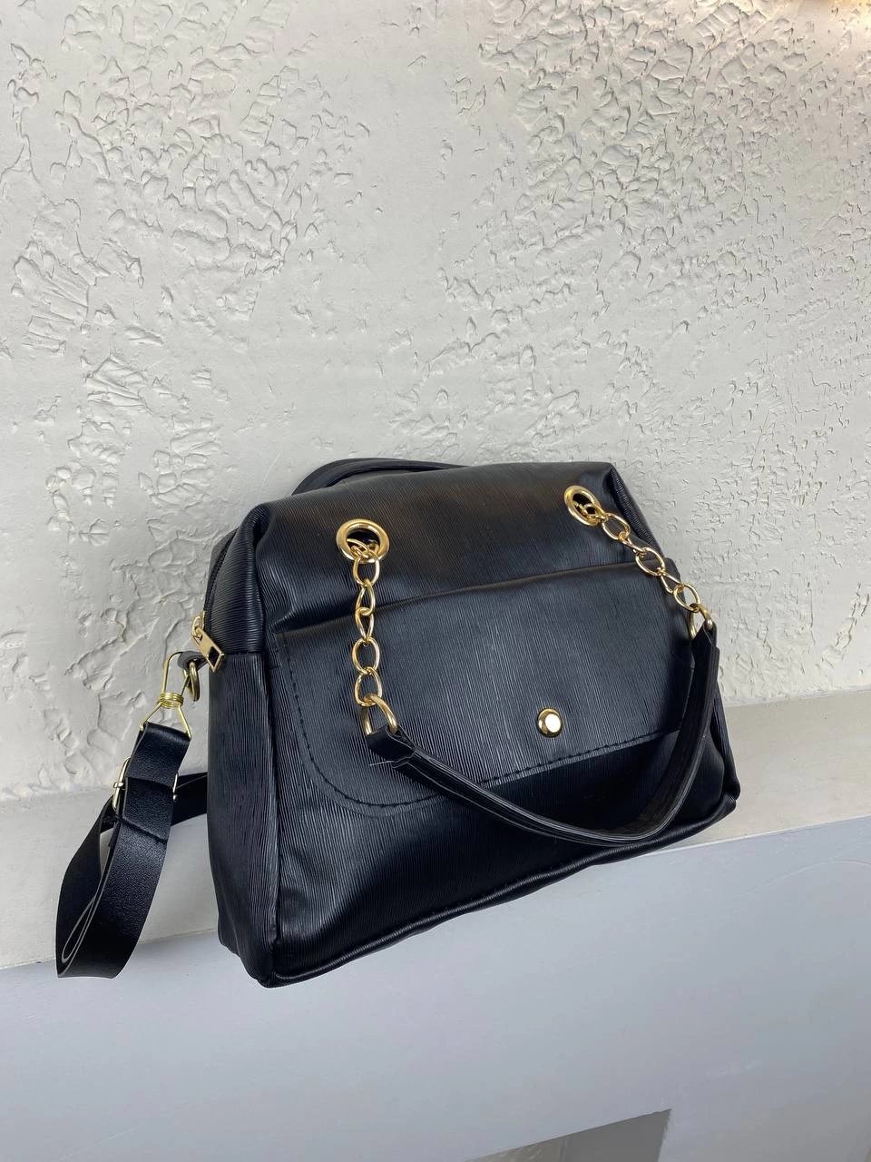 Siyah Renk Kampanyalı Çanta 2024