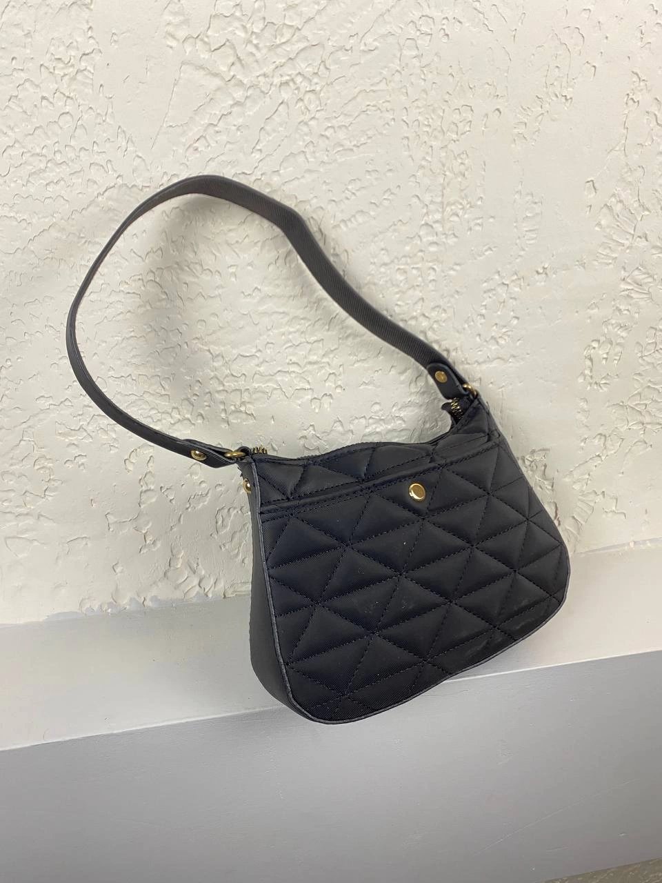 Siyah Renk Kapitone Kol Çanta