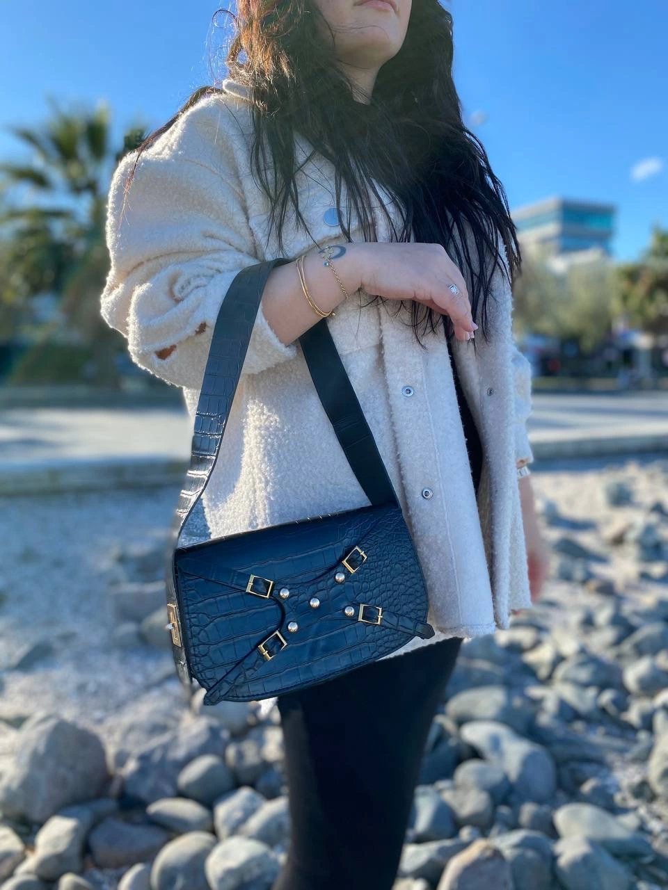 Siyah Renk Manc Kol Çanta