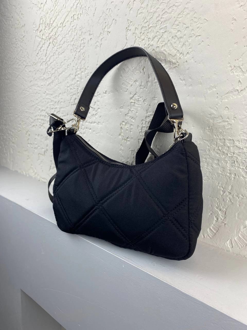 Siyah Renk Paraşüt Kol Çapraz Çanta