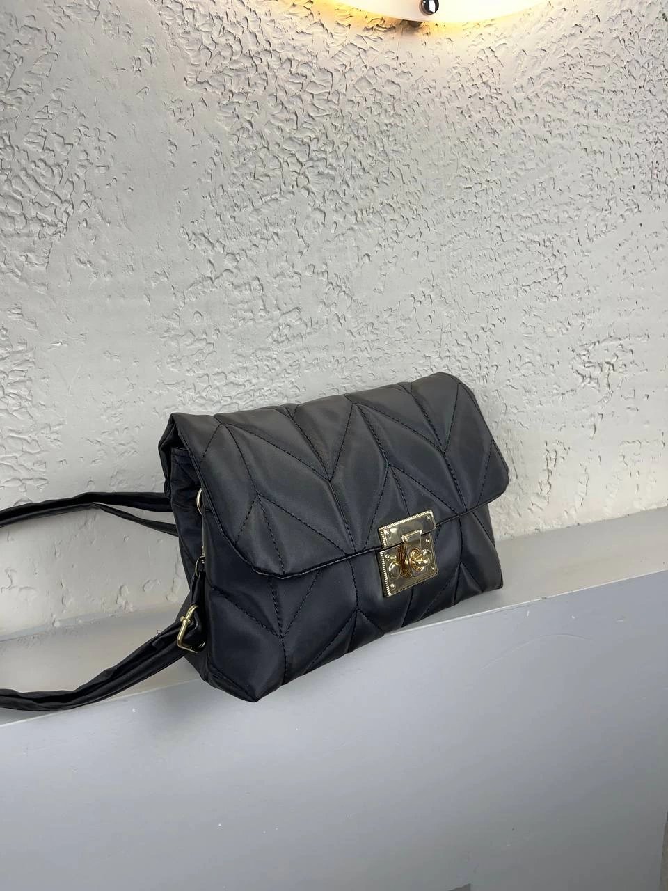 Siyah Renk Sarı Kilit 2 Bölme Çanta CB6279