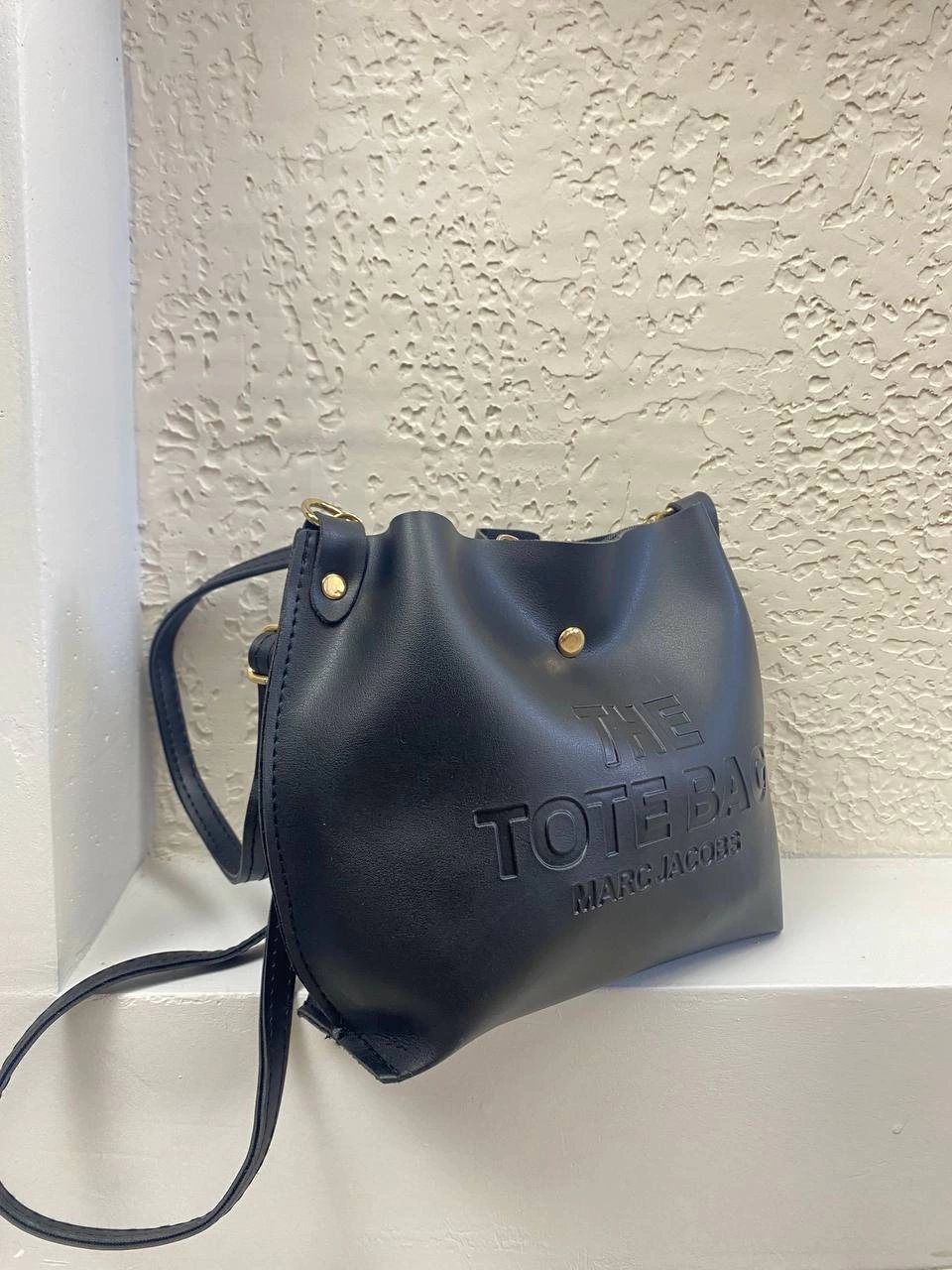 Siyah Renk Yumuşak Deri Çapraz Çanta