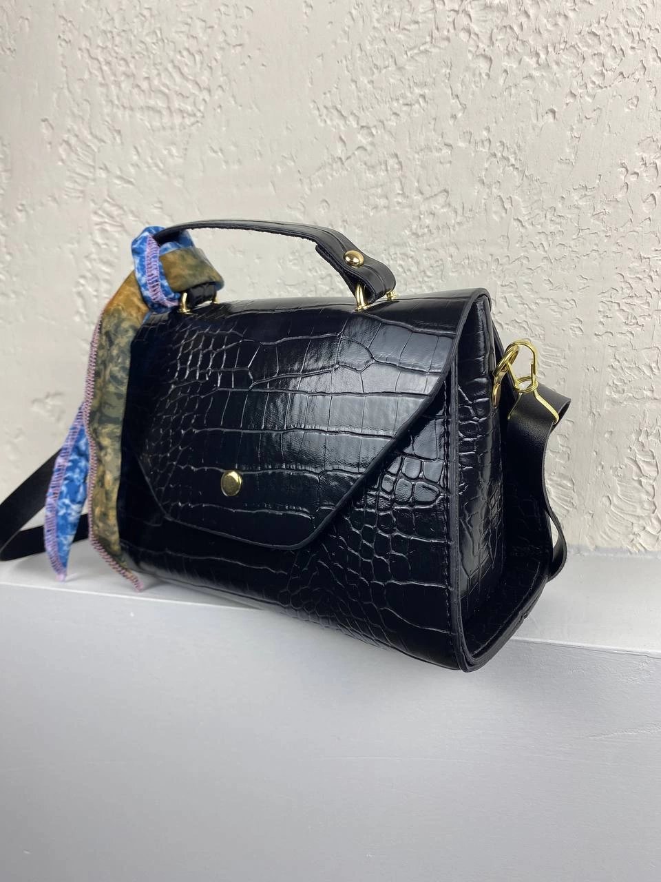 Siyah Rugan Renk Kalıp Çanta