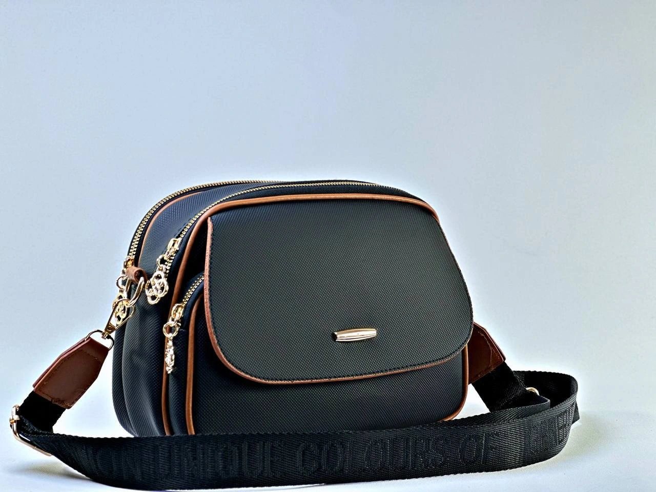 Siyah Tabalı Renk 3 Bölme BRLN Çanta CB22673