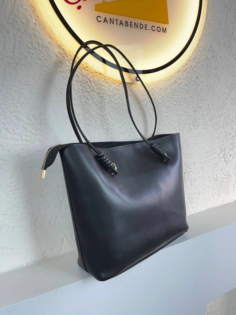Siyah Yumuşak 2025 Kol Çanta CB8137