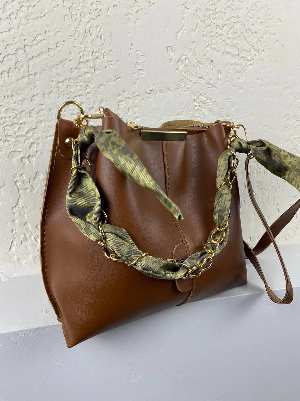 Taba 2 Bölme Yumuşak Kuşaklı Çanta