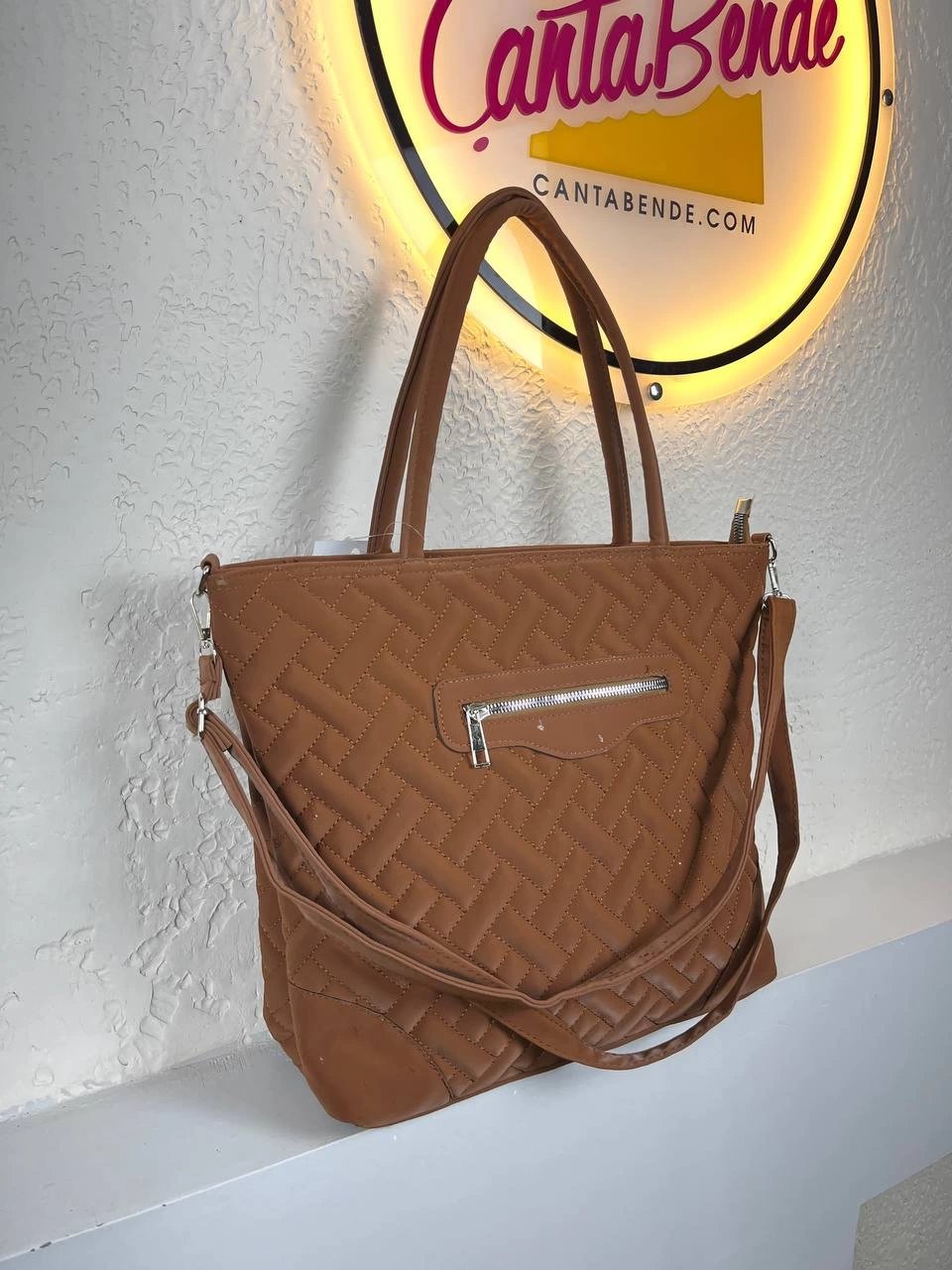 Taba Büyük Boy Kapitone Kol Çanta CB6399