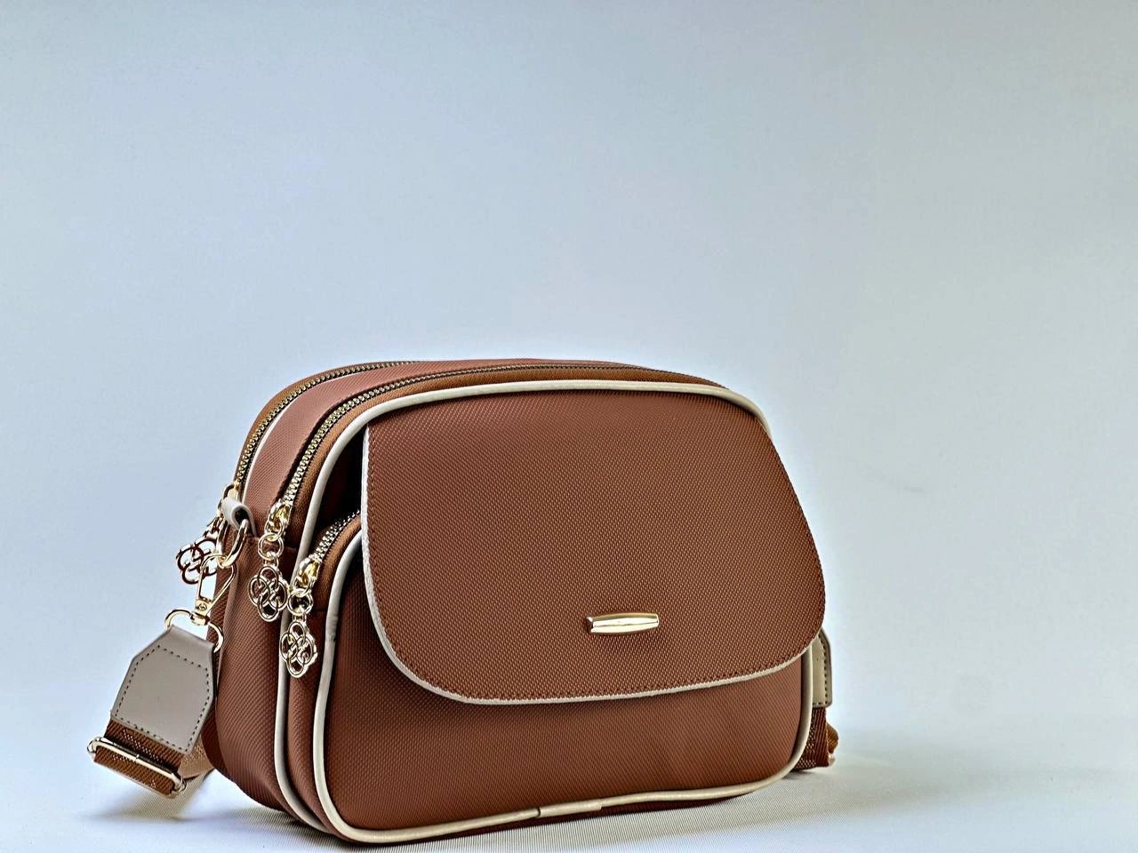 Taba Renk 3 Bölme BRLN Çanta CB22673