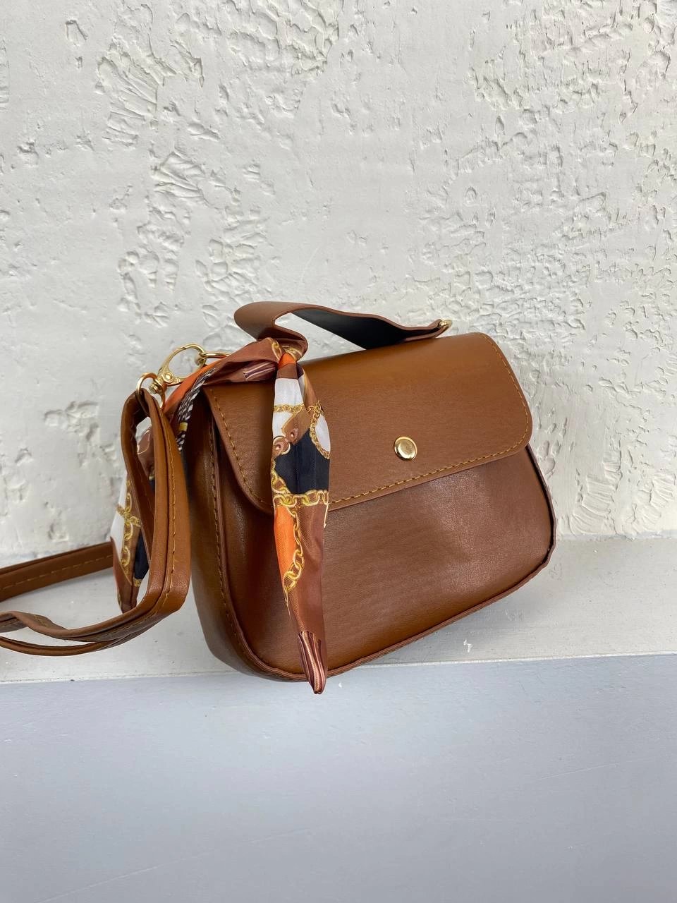 Taba Renk Fularlı Çapraz Çanta