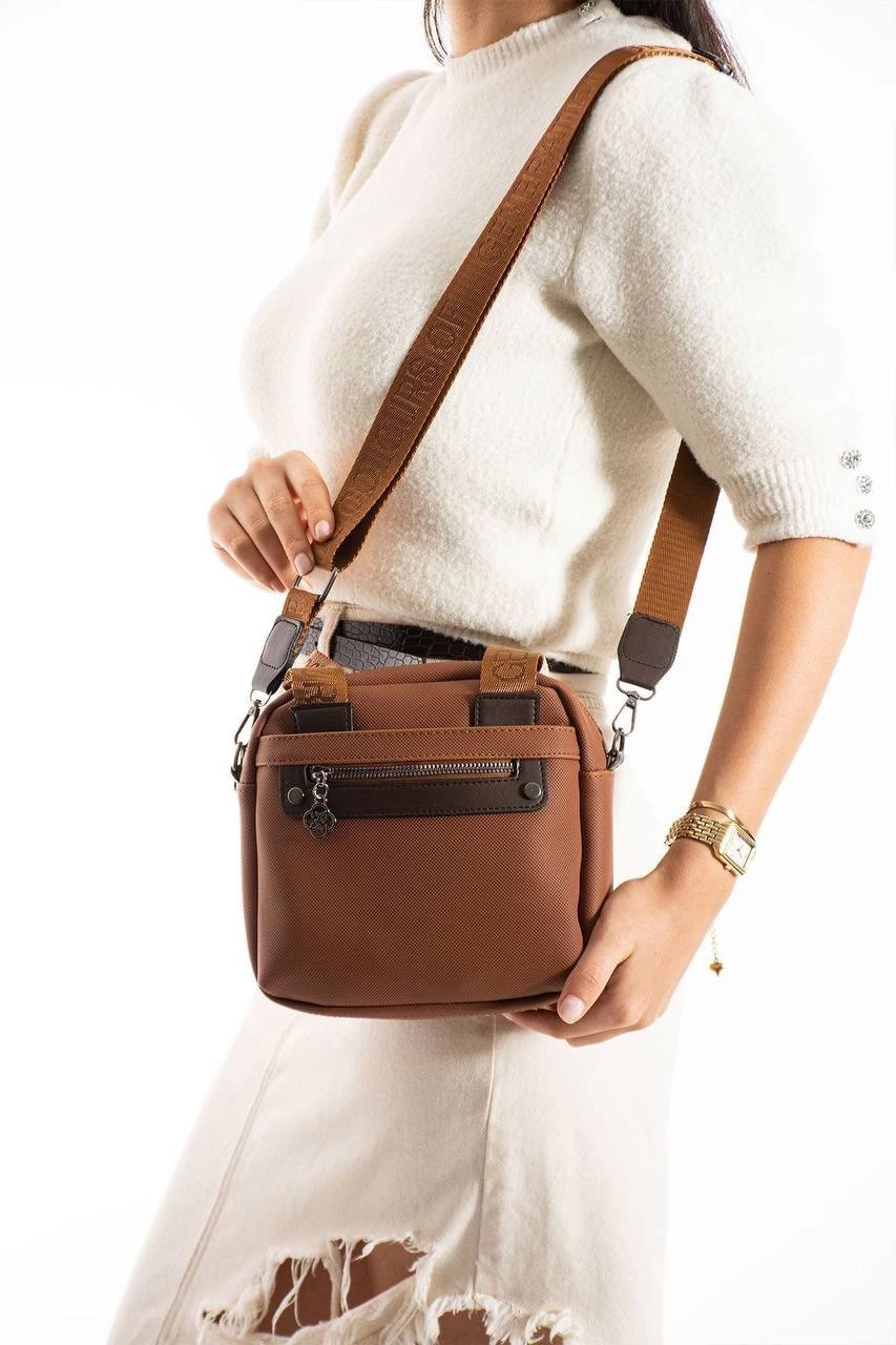 Taba Renk Kalite 4 Bölme Çanta CB9811