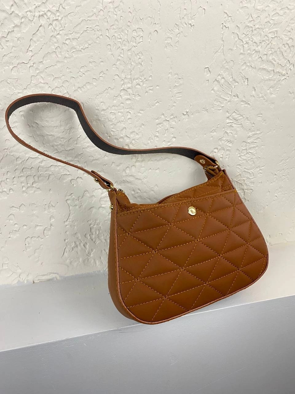 Taba Renk Kapitone Kol Çanta