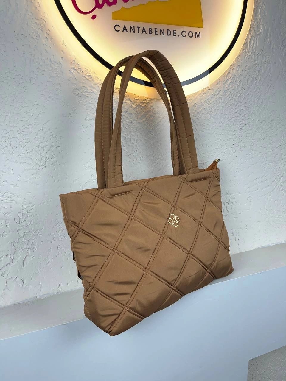 Taba Renk Kapitone Kol Çanta CB7770