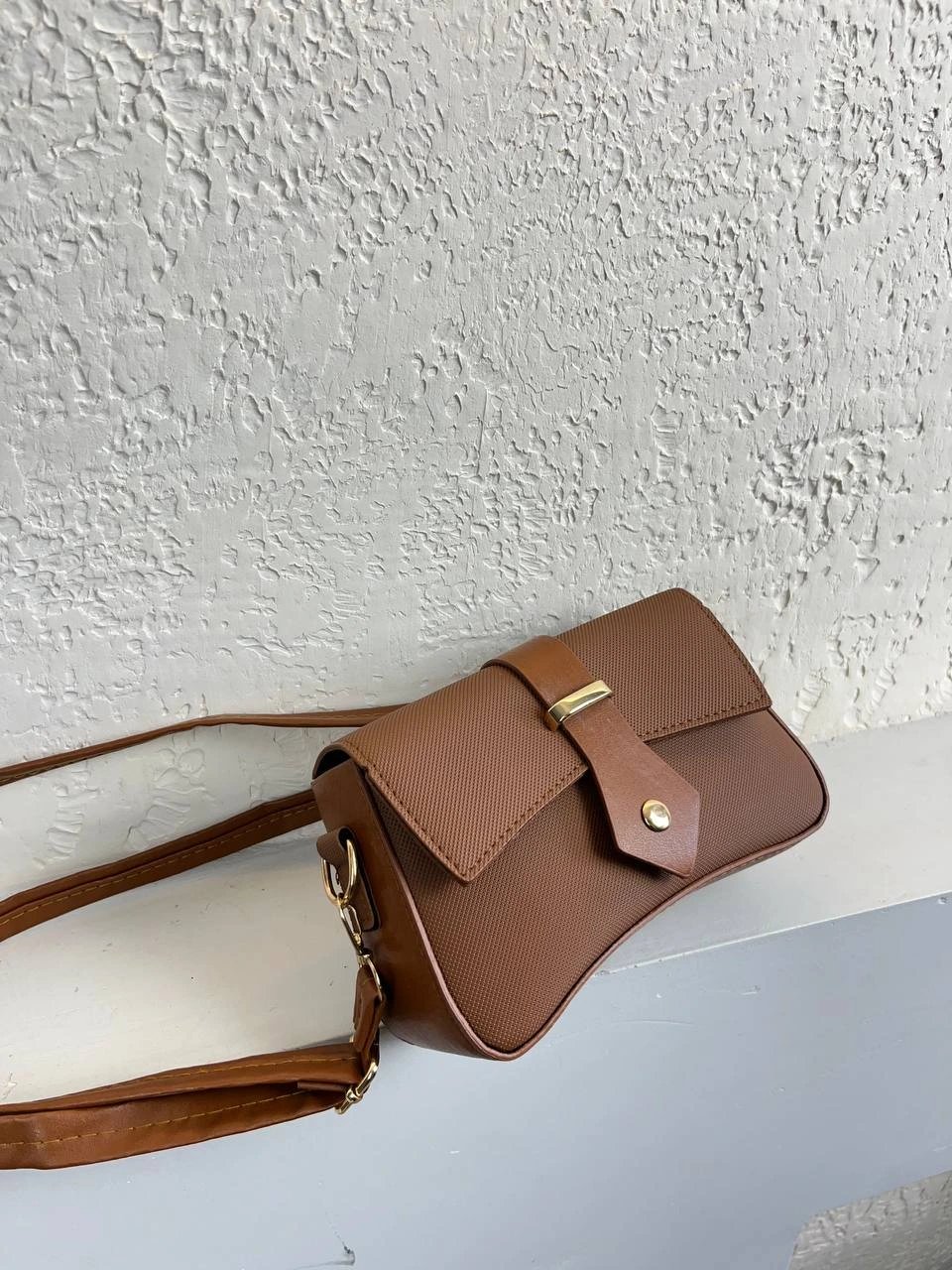 Taba Renk Tokalı Çanta CB65446