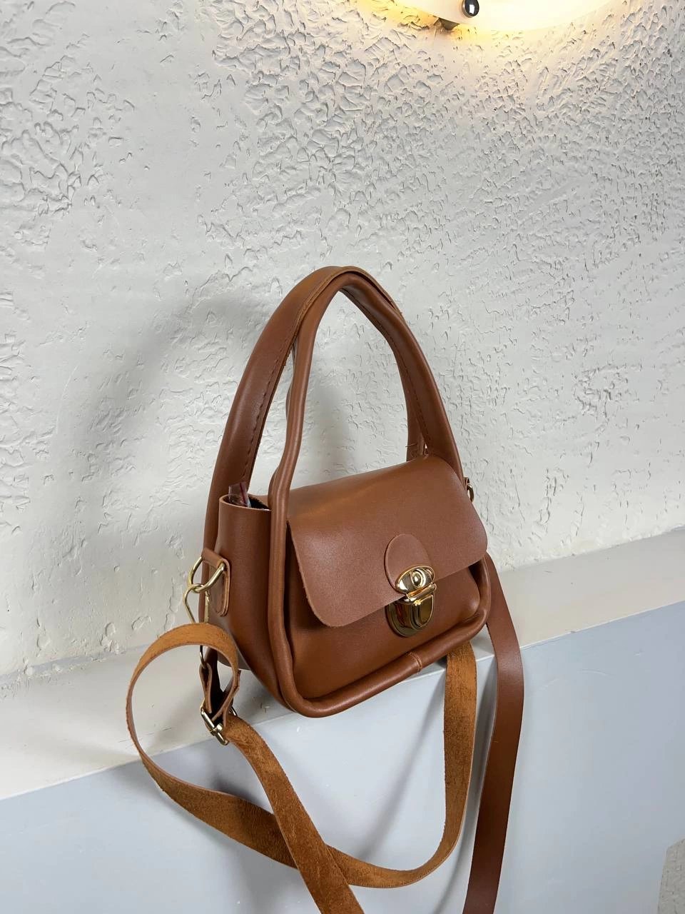 Taba Renk Yumuşak Deri Kampanya Çanta CB2002