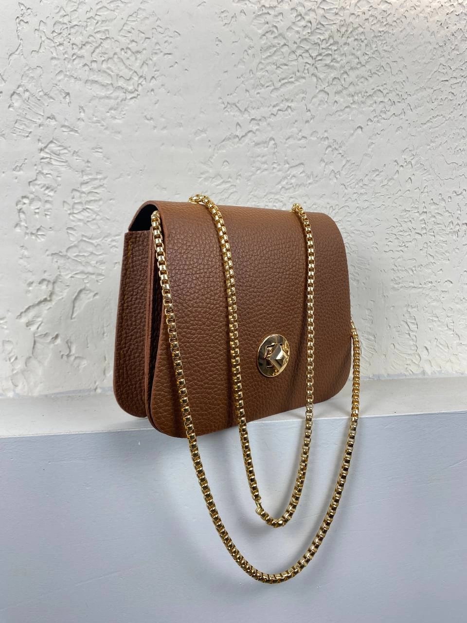 Taba Renk Zincirli Kalıp Kol Çanta