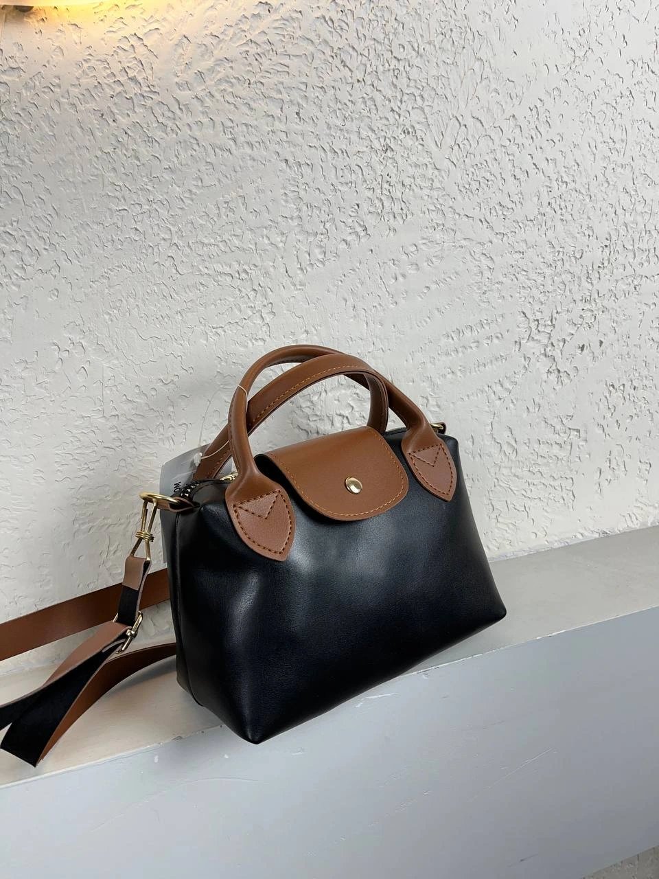 Taba Sap Siyah Renk Çapraz Çanta CB08922