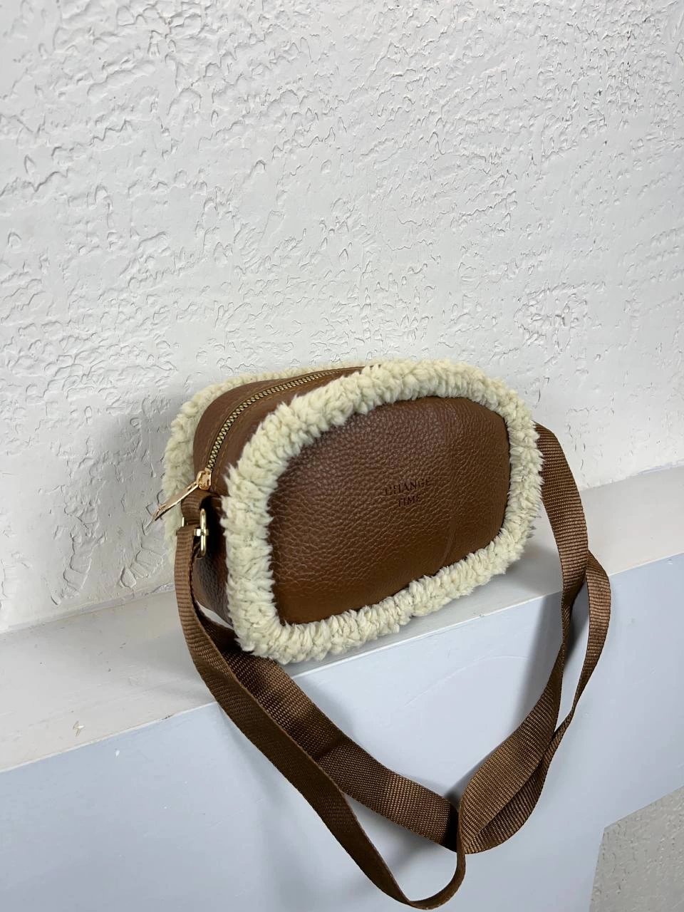 Taba Yanları Peluş Deri Çanta CB6341