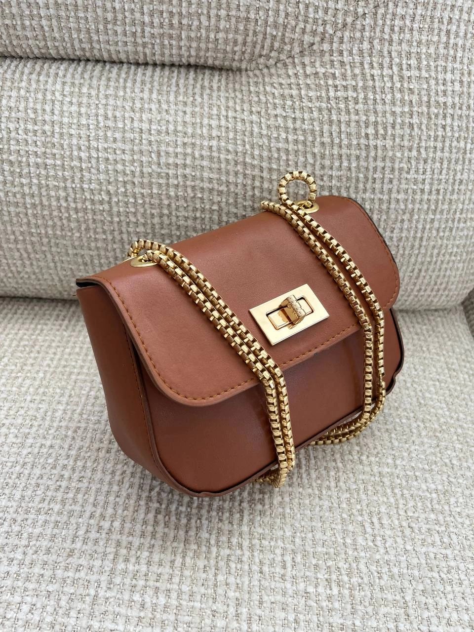 Taba Zincirli Çapraz Çanta CB3552