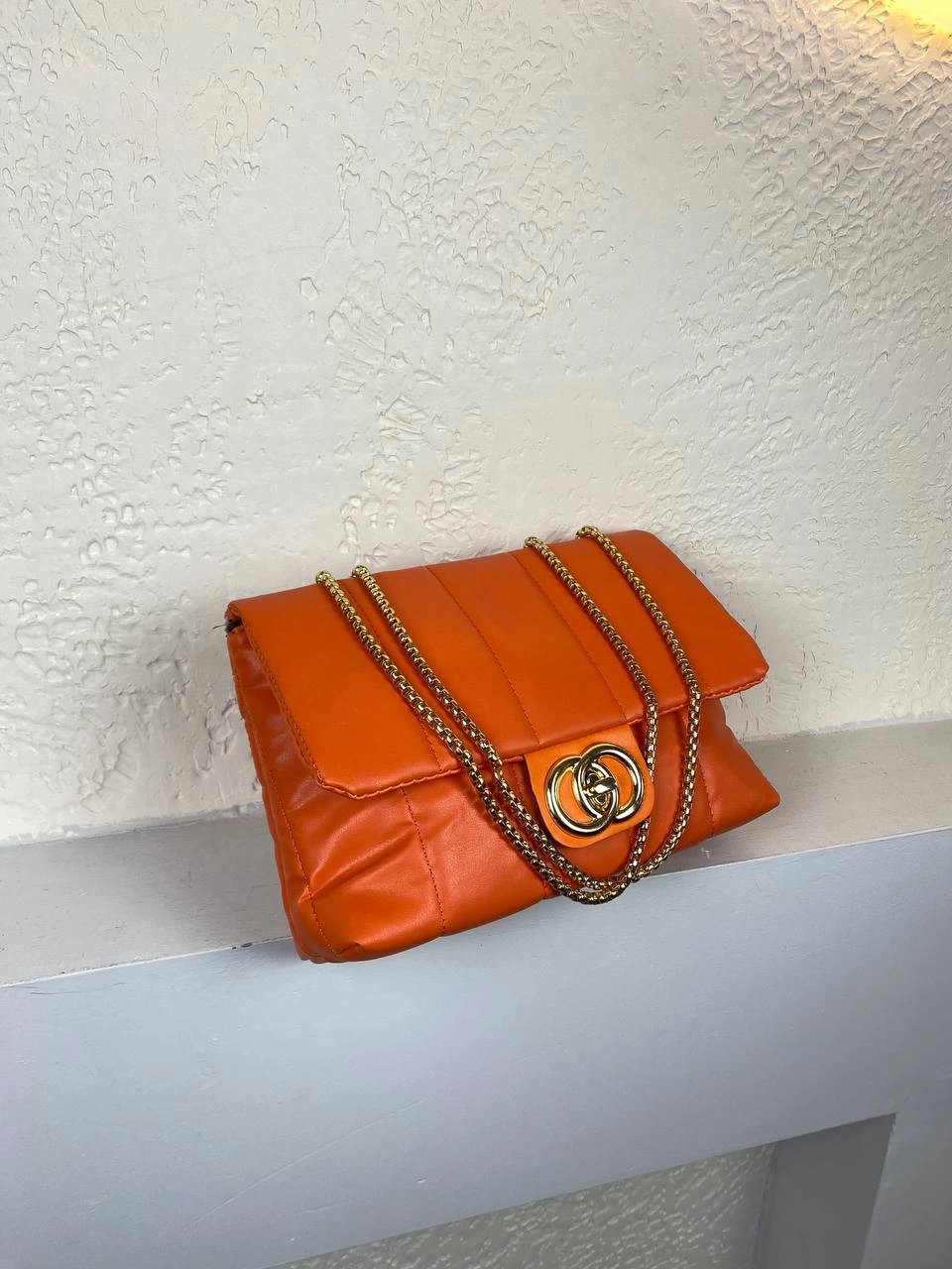 Turuncu Renk Zincirli Kol Çanta