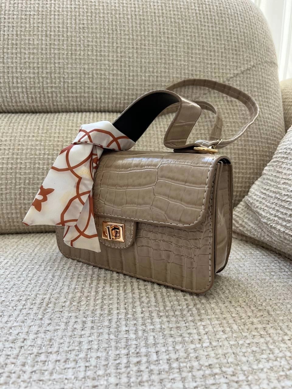 Vizon Fular Yan Askılı Çanta CB1239