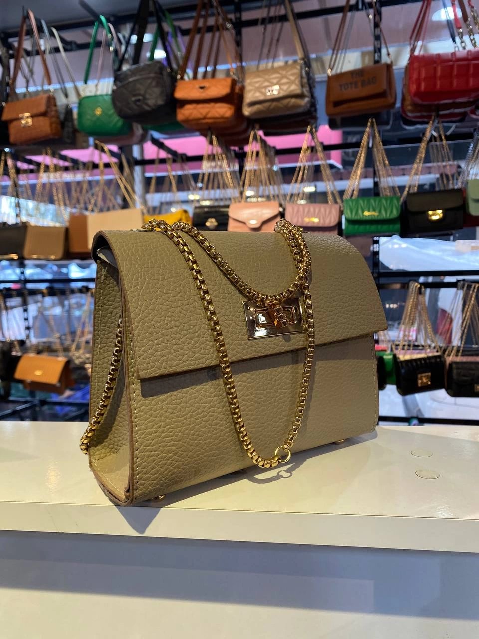 Vizon Kalıp Zincirli 2024 Çanta