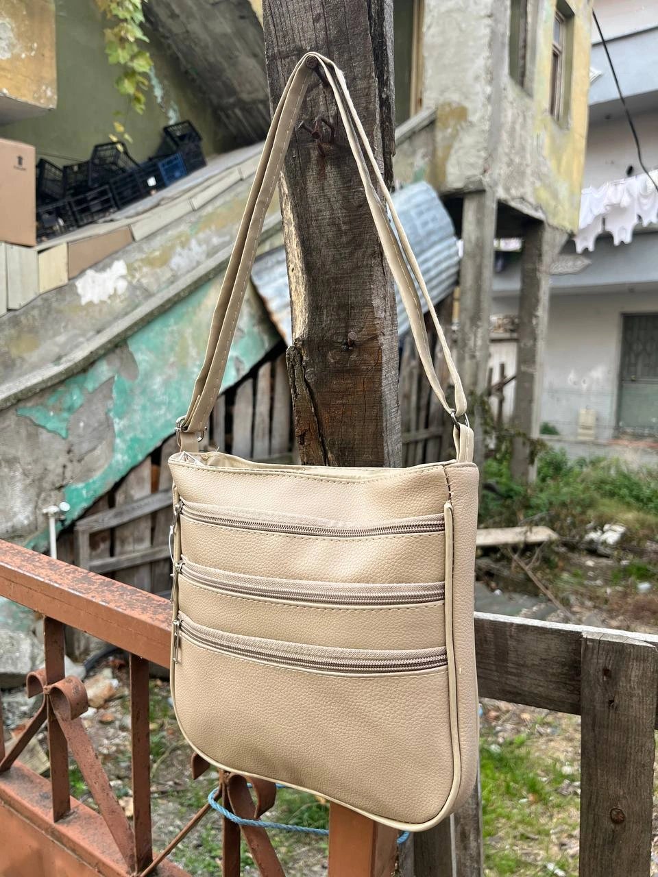 Vizon Renk 3 Bölme Deri Çanta CB78281