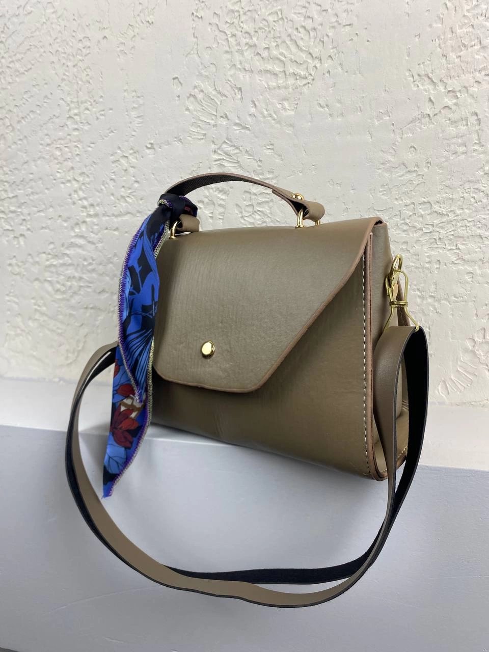 Vizon Renk Kalıp Çanta