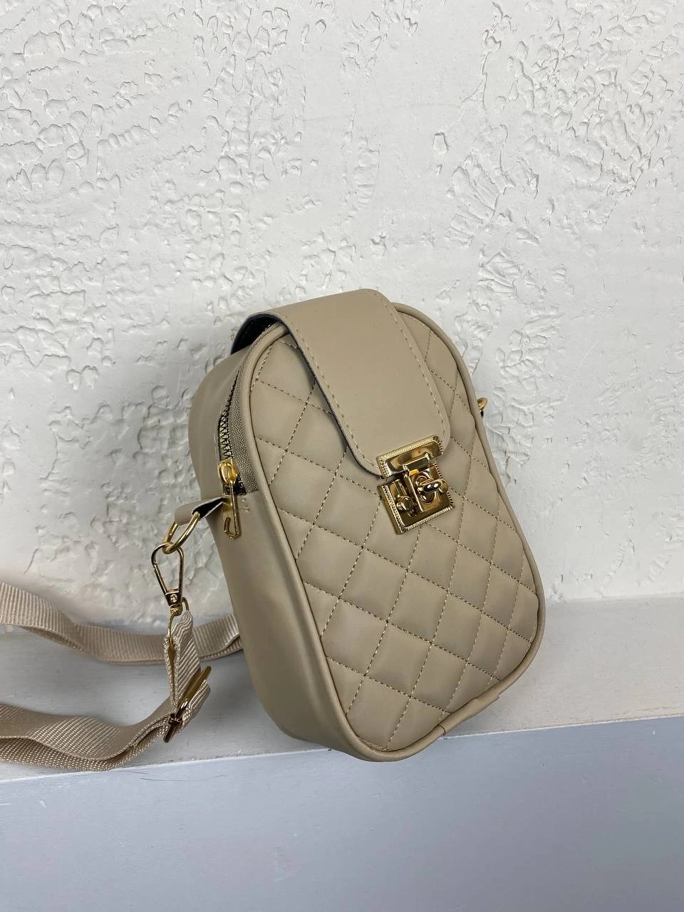 Vizon Renk Kilit Fermuarlı Çapraz Çanta