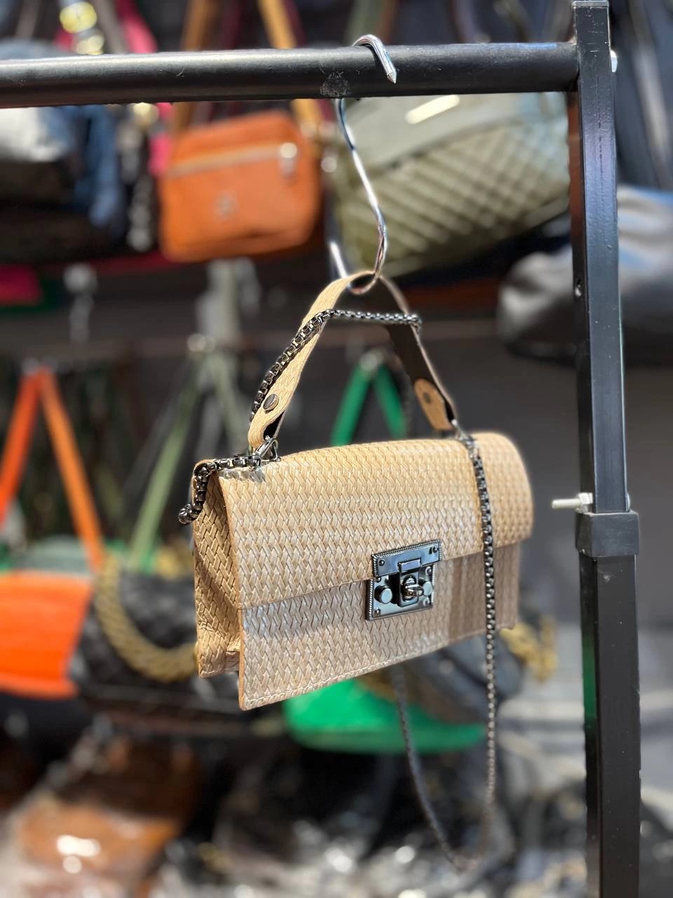 Vizon Renk Kilit Kapama Çanta CB1005