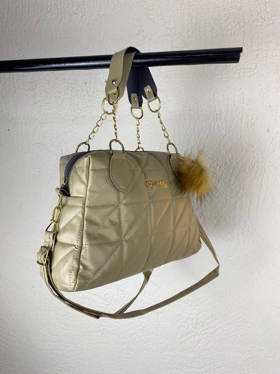 Vizon Renk Ponpon hediyeli Zincirli Çapraz Çanta CB7826