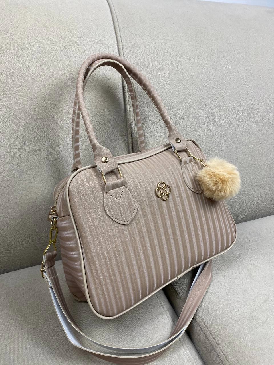 Vizon Renk Ponponlu Kol Çanta 2024