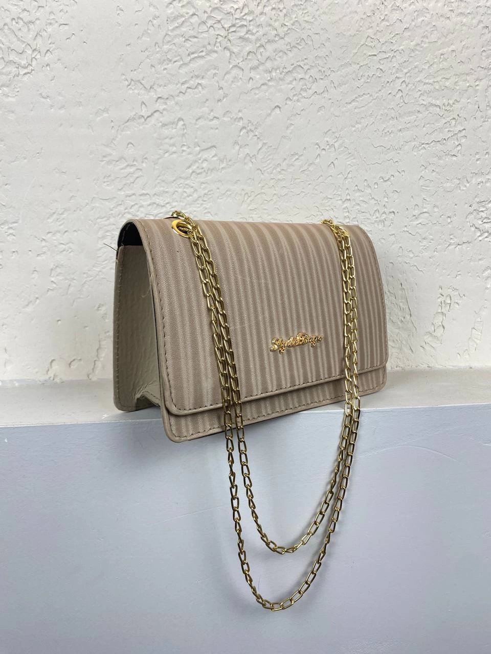 Vizon Zincirli Çapraz Kalıp Çanta