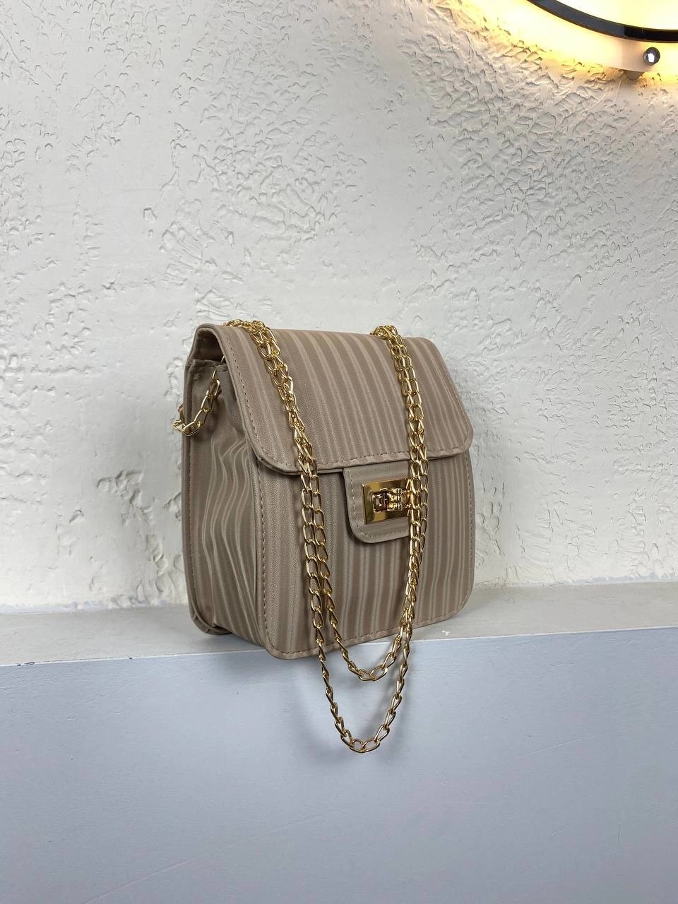 Vizon Zincirli Kol Çanta