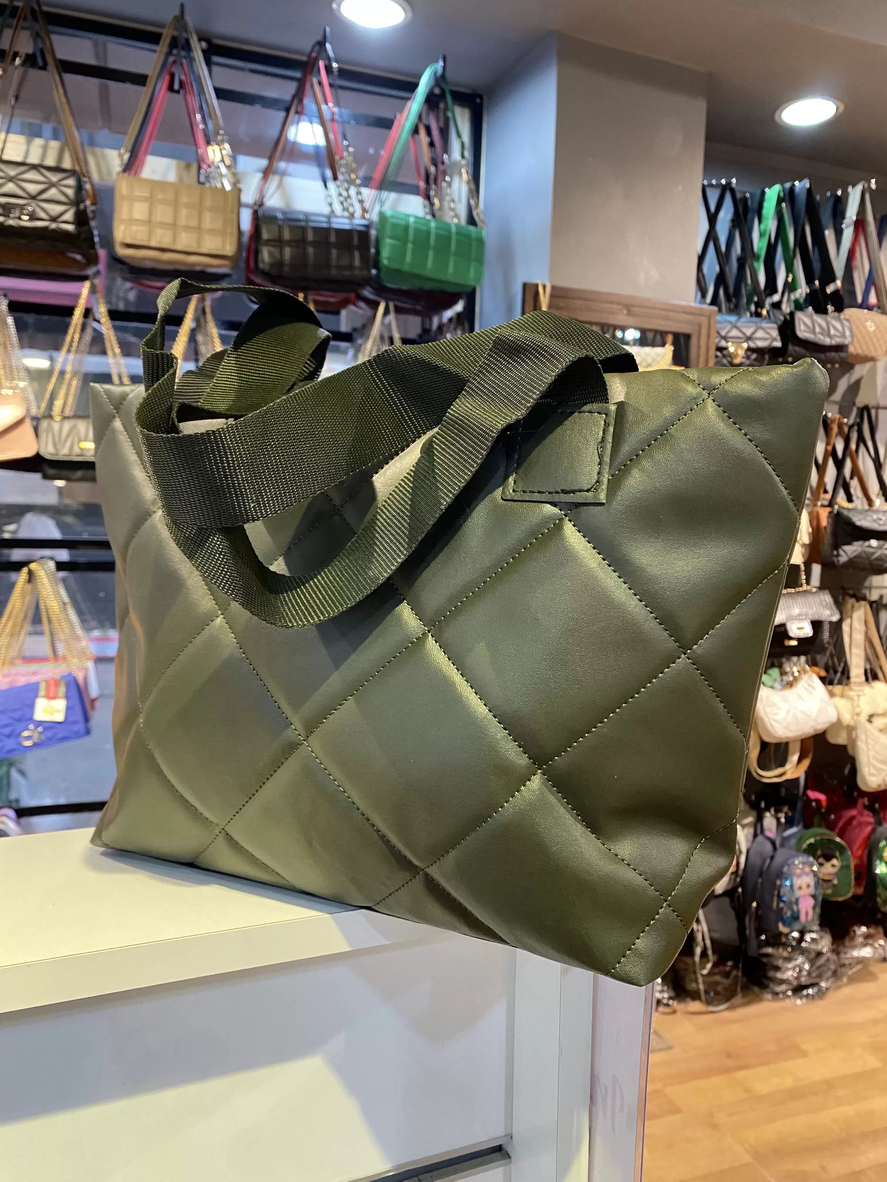 Yeşil Büyük Boy Kol Çanta