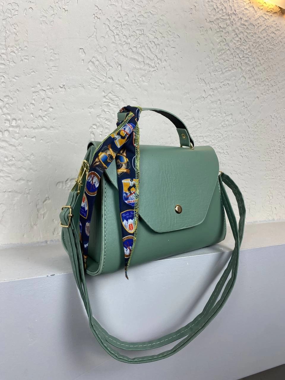 Yeşil Kalıp Fularlı Kol Çanta