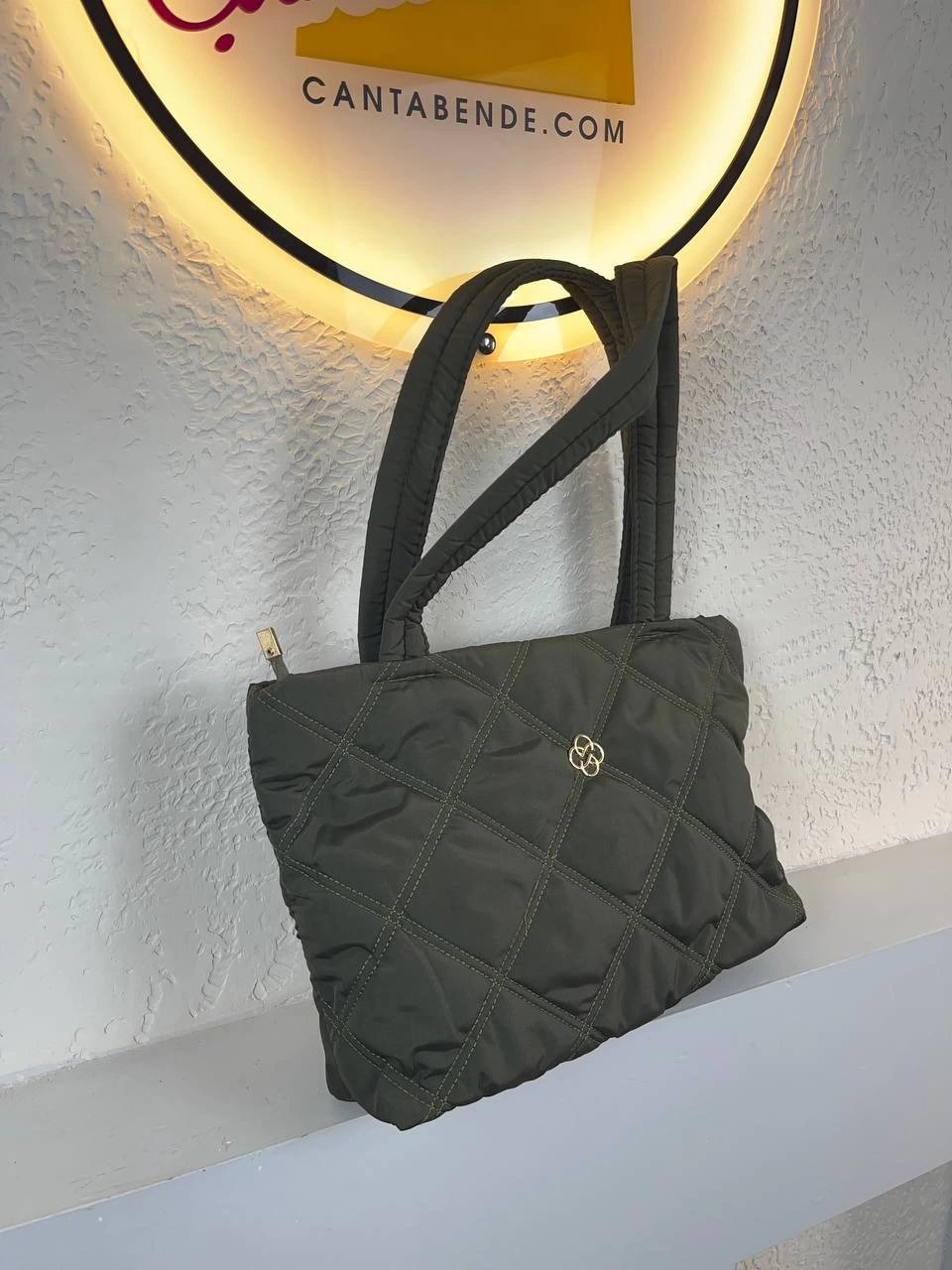 Yeşil Kapitone Kol Çanta CB0374