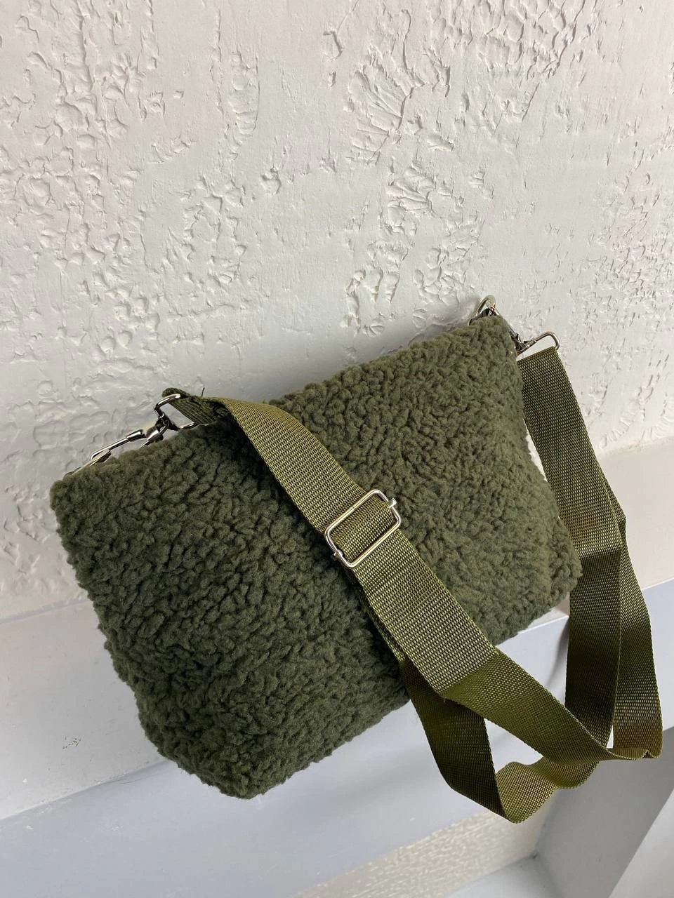 Yeşil Peluş Çanta