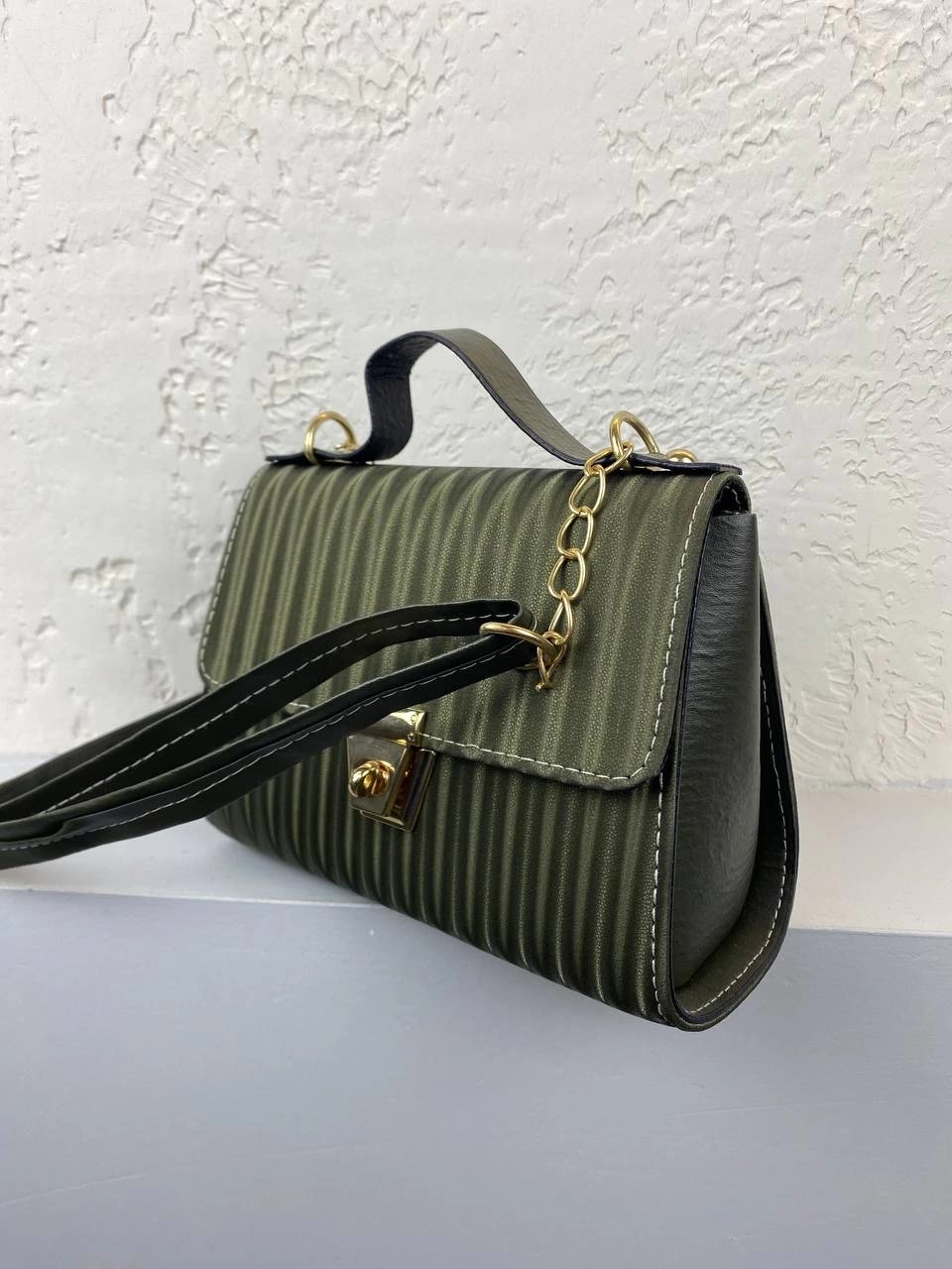 Yeşil Renk Kalıp Çapraz Çanta CB9999