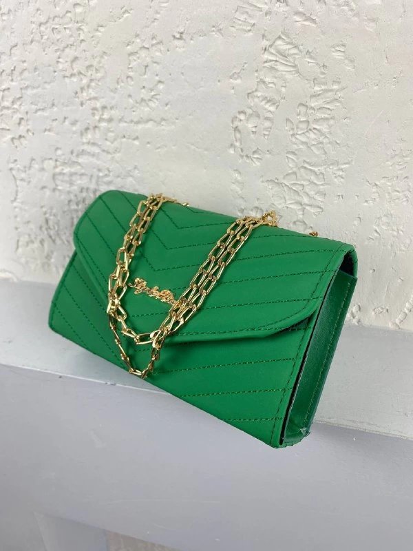 Yeşil Renk Kalıp Zincirli 2024 Çanta