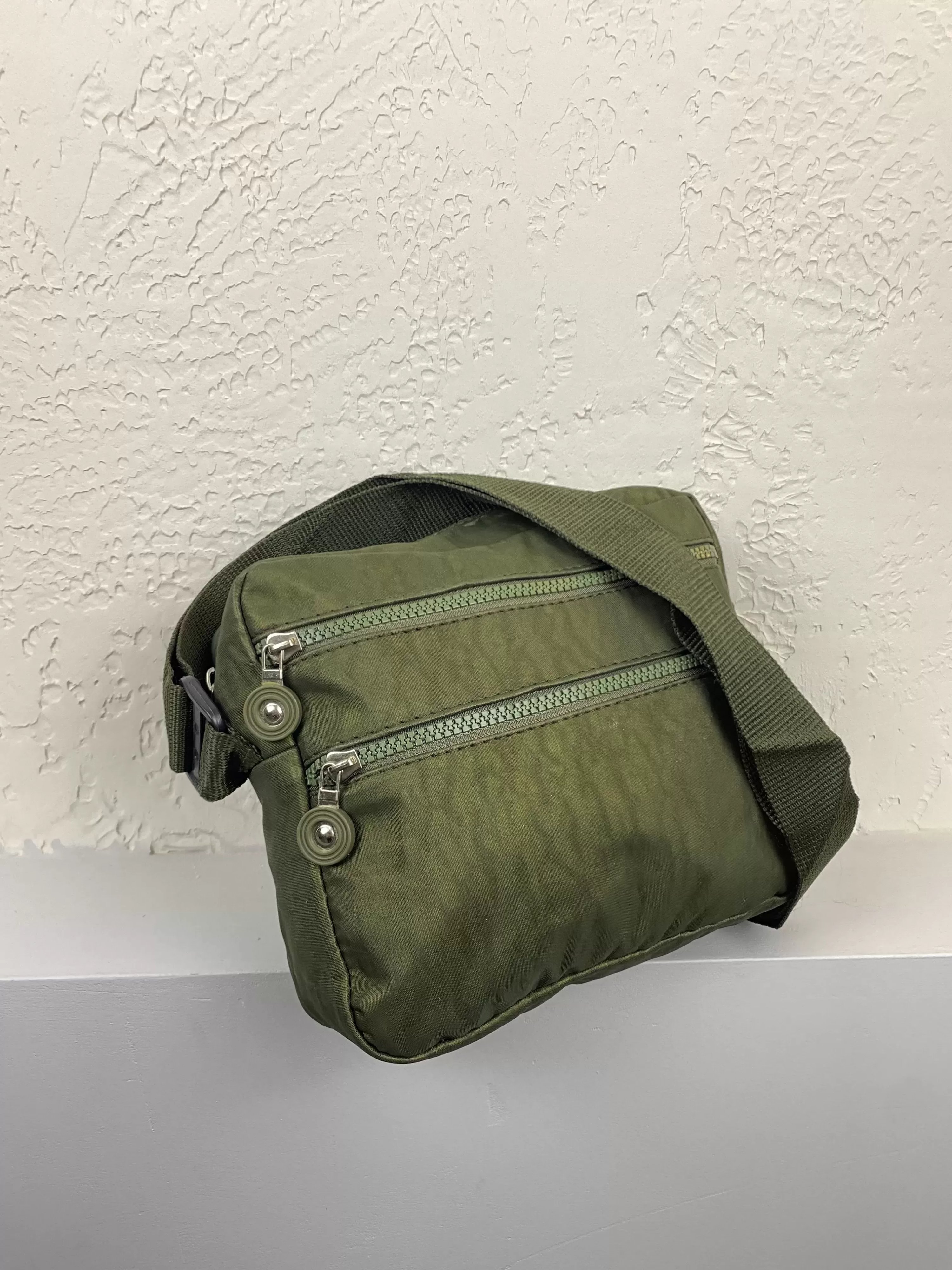 Yeşil Renk Krinkıl Kumaş Çanta CB8522