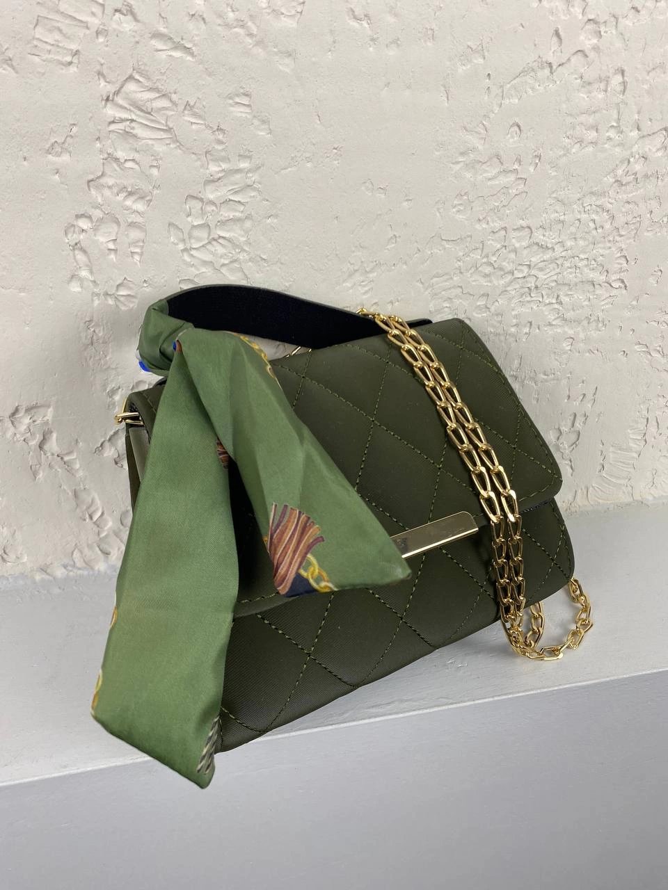 Yeşil Şallı Zincirli Çanta