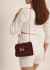 Bordo Zincir Detaylı Çapraz Çanta CB9103