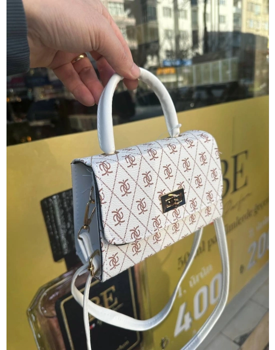 Beyaz Renk Kalıp Kilitli Çanta CB09141