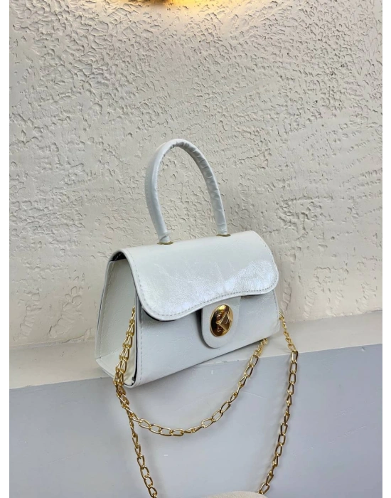 Beyaz Renk Kalıp Zincirli Çanta CB091487