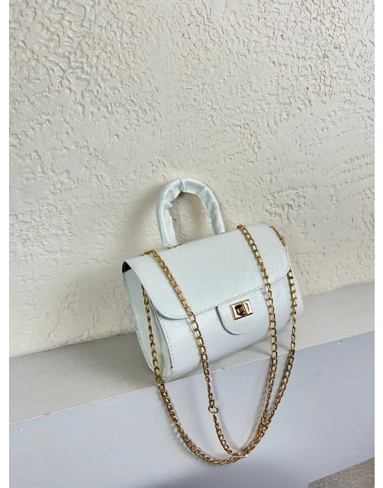 Beyaz Renk Kalıp Zincirli Çapraz Çanta CB8161