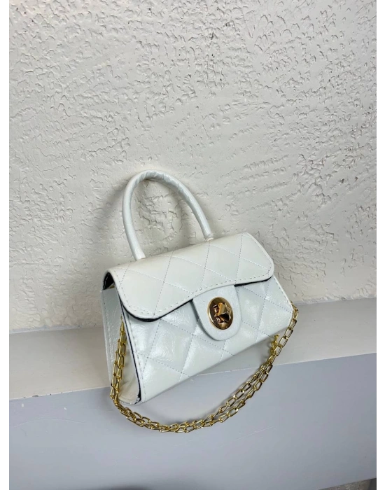 Beyaz Renk Kapitone Zincirli Çanta CB8134
